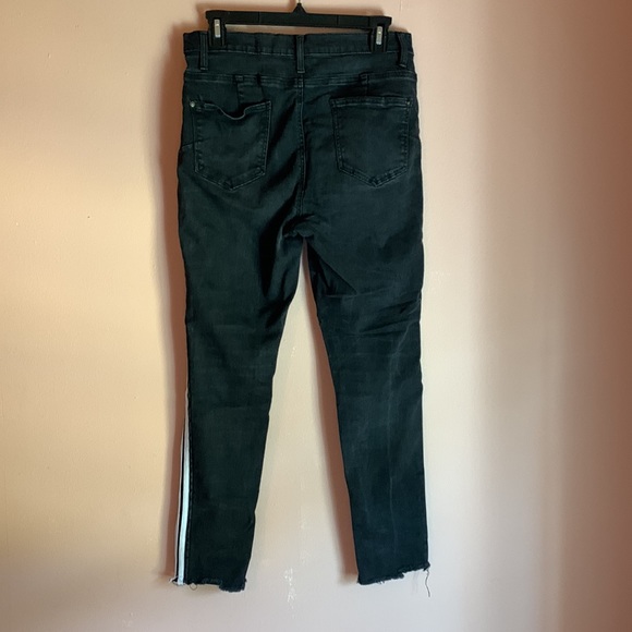 NOBO Skinny Jeans - Picture 2 of 4